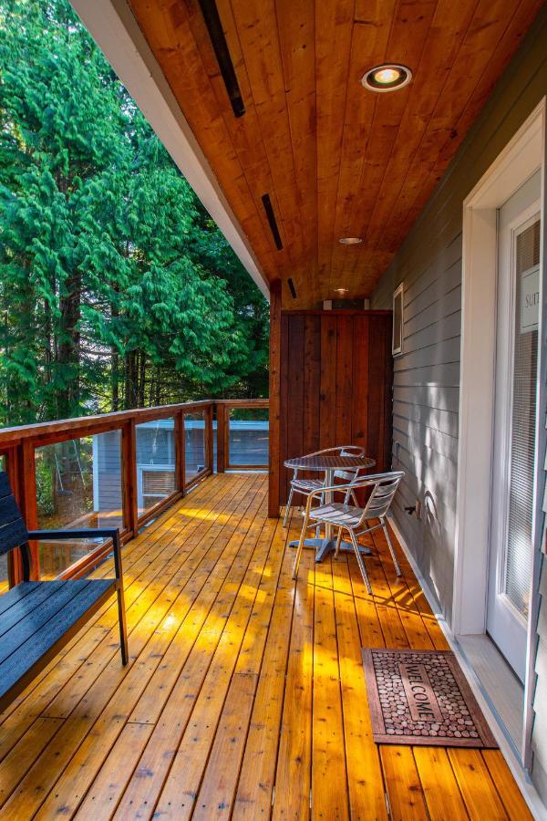 The Francis Boutique Inn Ucluelet Esterno foto