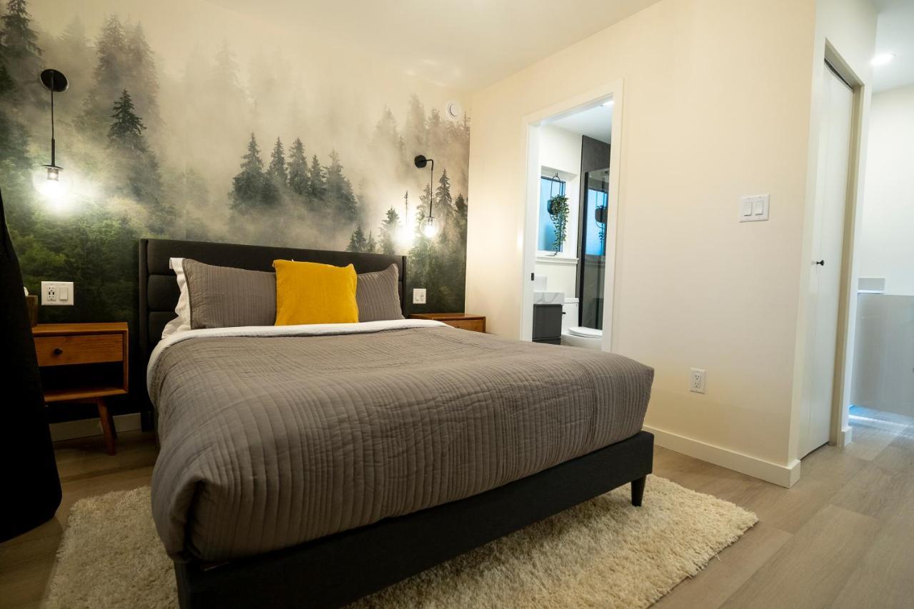 The Francis Boutique Inn Ucluelet Esterno foto