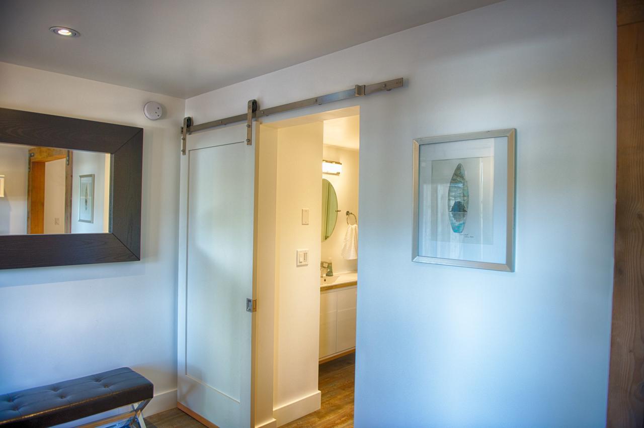 The Francis Boutique Inn Ucluelet Esterno foto