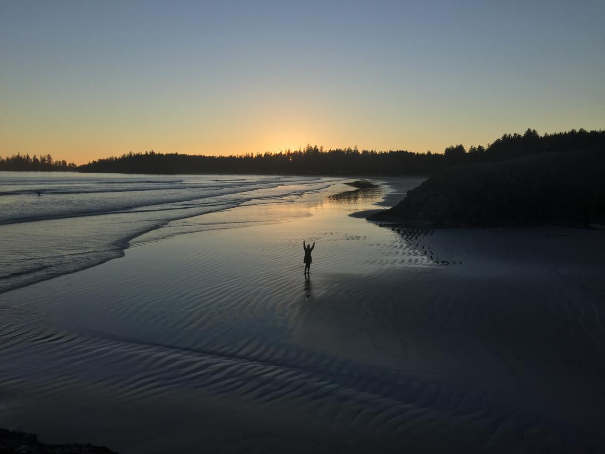 The Francis Boutique Inn Ucluelet Esterno foto